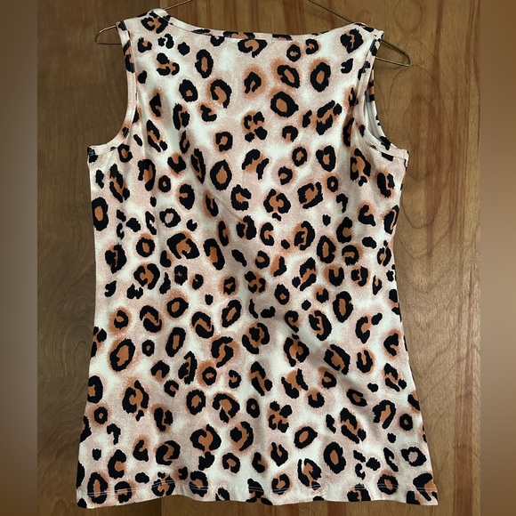 August Silk cheetah print top. Stylish and comfortable. Size small. Never worn. - Picture 2 of 4